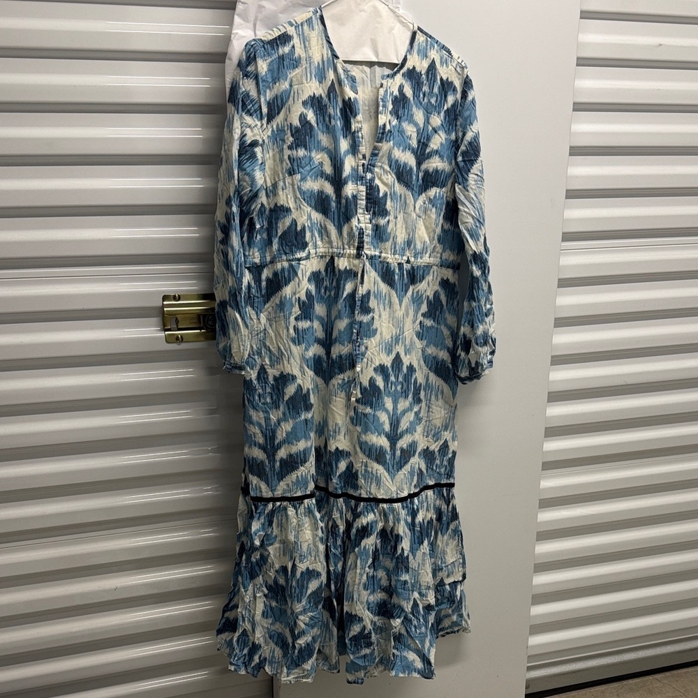Olivia James The Label Blue & White Tiered Midi Dress – Size Large
